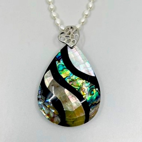 Jewelry - Sterling Silver Pearl & Abalone Inlay Necklace